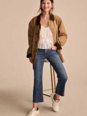 Lucky Brand mid rise Medium Blue Kick Crop Jeans with Raw Hem